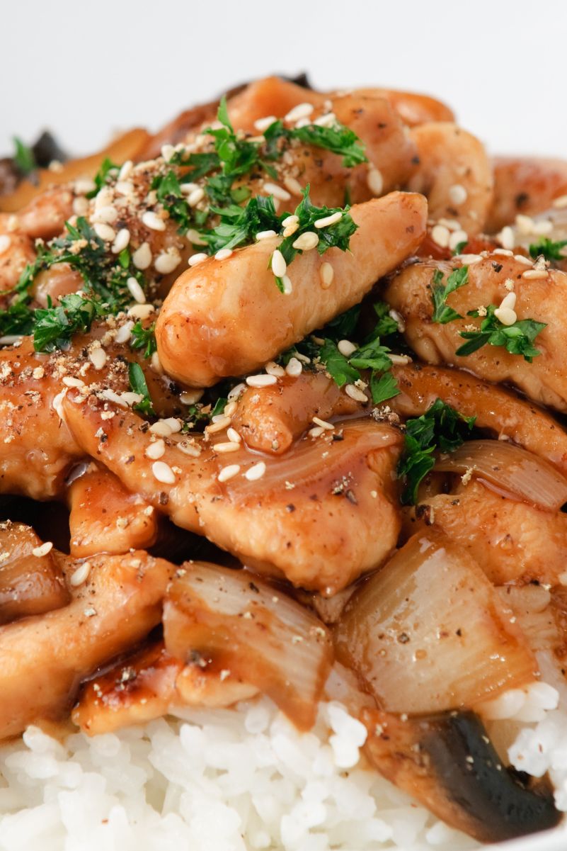 Closeup of Weight Watchers General Tso's Chicken over rice.