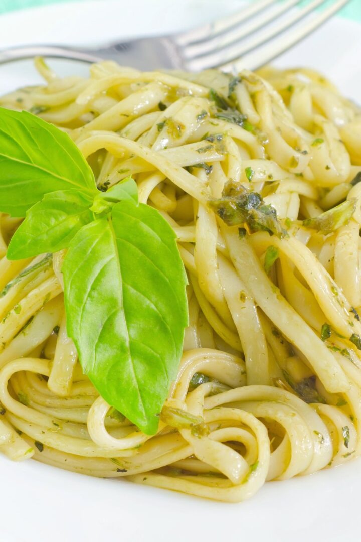 Weight Watchers Linguine Pasta with Herbs - Nesting Lane