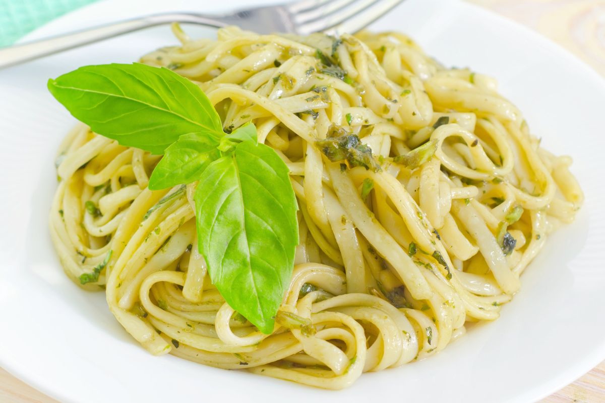 Weight Watchers Linguine Pasta with Herbs on a white plate.