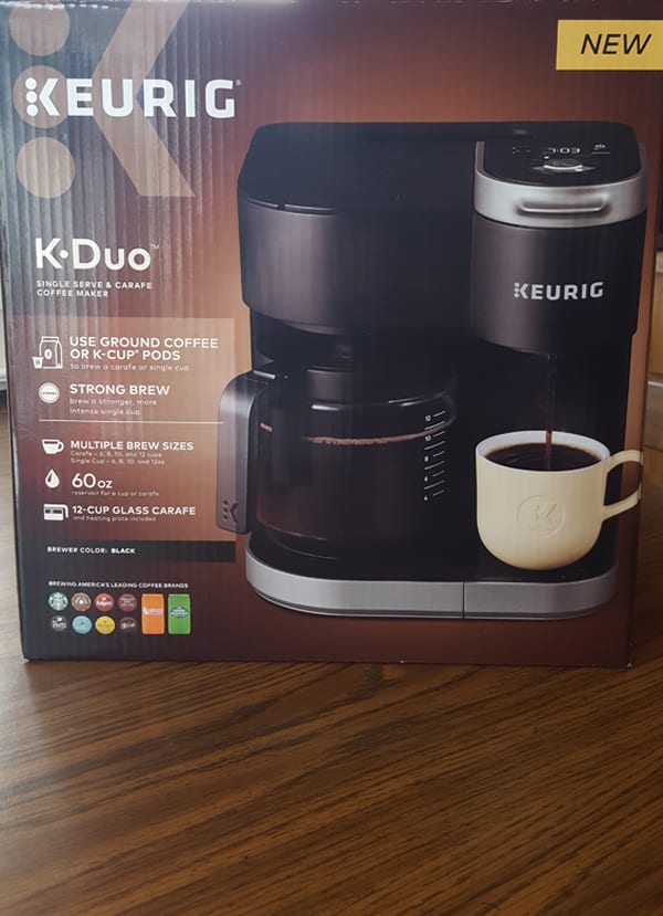 Keurig K-Duo Plus Coffee Maker, Single Serve and 12-Cup Carafe Drip Coffee  Brewer, Compatible with K-Cup Pods and Ground Coffee, Black