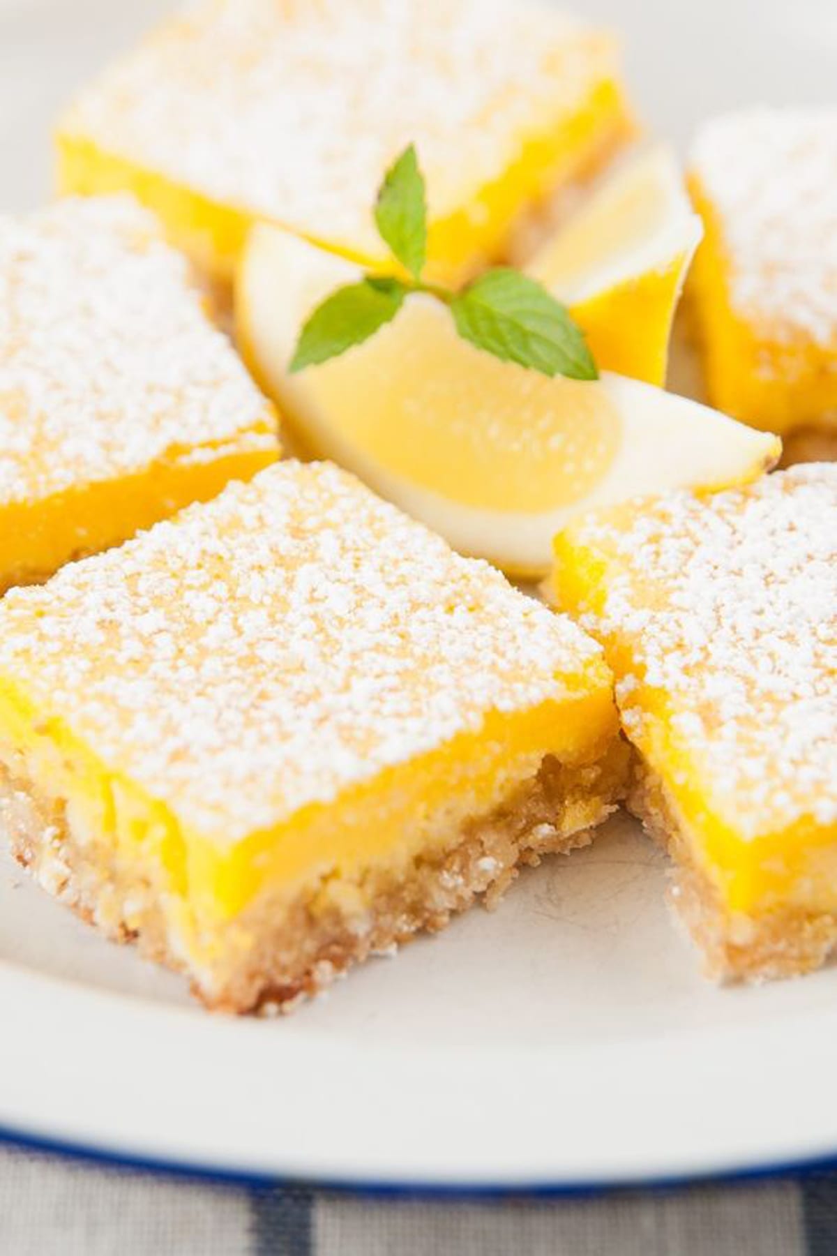 Weight Watchers Lemon Bars - Nesting Lane Recipes