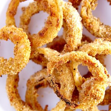 Weight Watchers Crispy Onion Rings Recipe on a white plate.