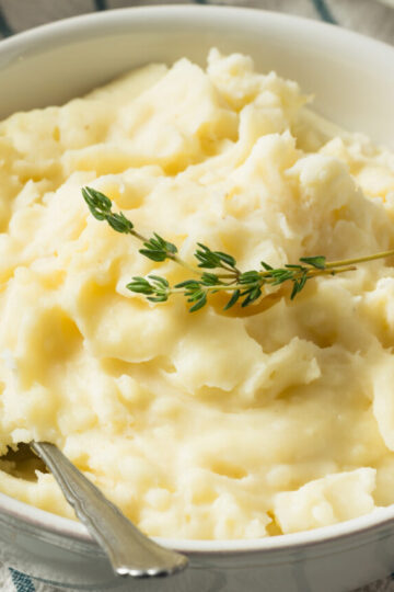 cropped-Sour-cream-and-garlic-mashed-potatoes-post1.jpg